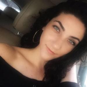 Meet your Posher, Sabrena